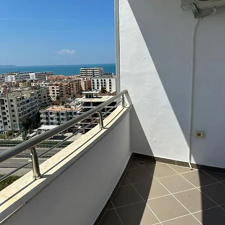 Lulu - Petit Apartment *